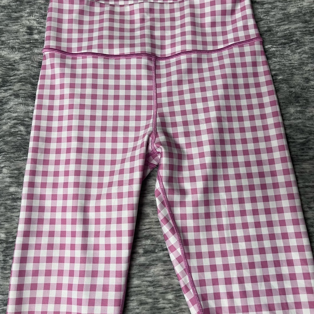 Peloton Pink Checkered Leggings - Picture 6 of 10